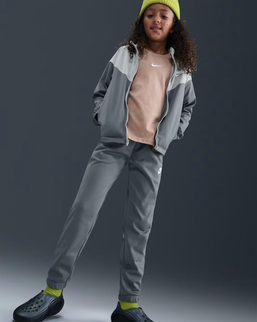 Nike HQ9315-084 Sportswear Dri-FIT Genç Çocuk Eşofman Takımı - Gri