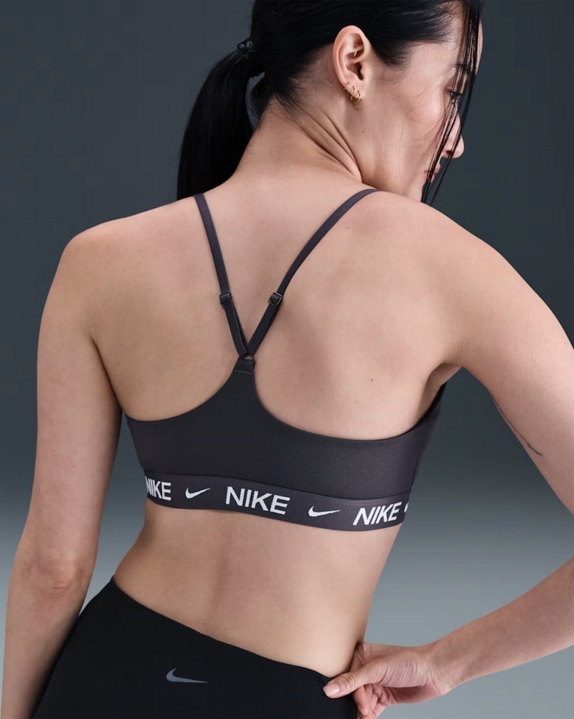 Nike Indy FD1062-036 Hafif Destekli Pedli Ayarlanabilir Kadın Spor Sütyeni - Antrasit