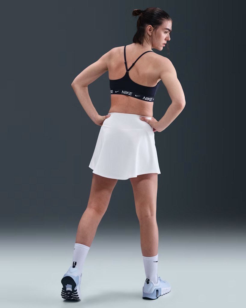 Nike Indy FD1062-410 Hafif Destekli Pedli Ayarlanabilir Kadın Spor Sütyeni - Lacivert