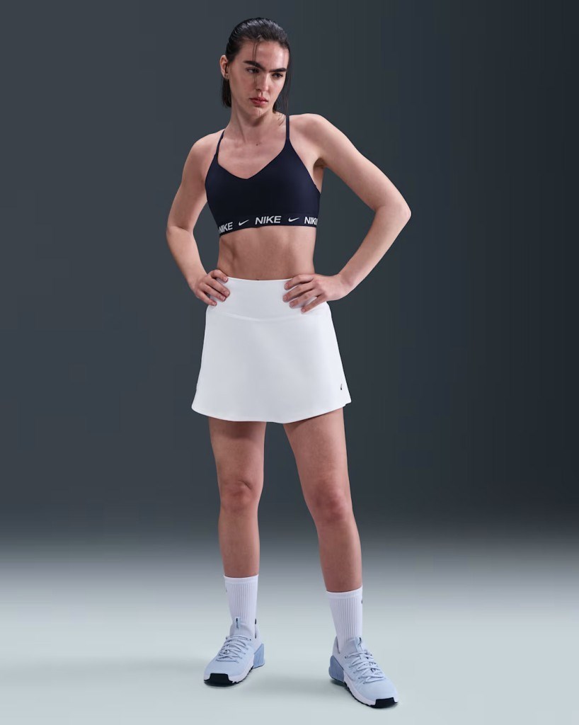 Nike Indy FD1062-410 Hafif Destekli Pedli Ayarlanabilir Kadın Spor Sütyeni - Lacivert
