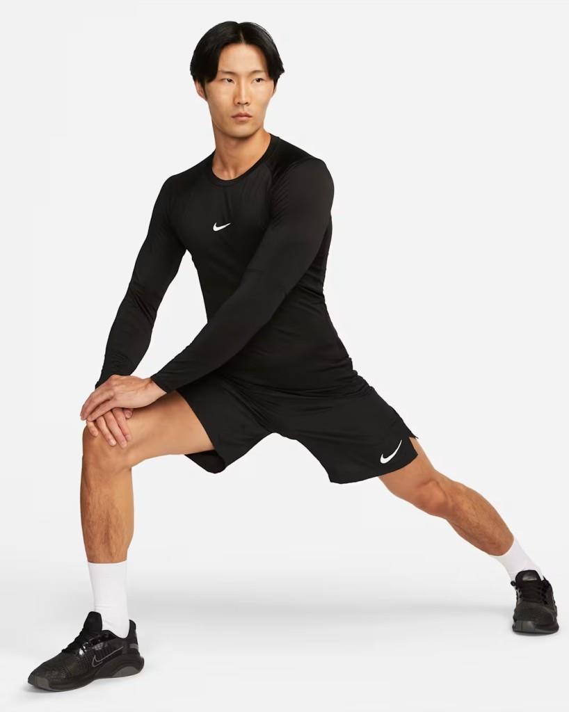 Nike Pro Dri-FIT Sıkı Kesimli Uzun Kollu Erkek Tişört - Siyah FB7919-010