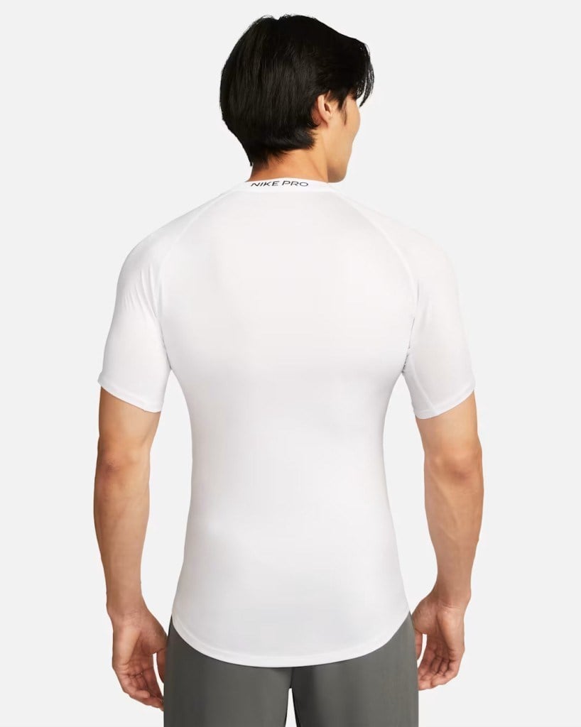 Nike Pro FB7932-100 Erkek Dri-FIT Dar Kesim Kısa Kollu Tişört - Beyaz