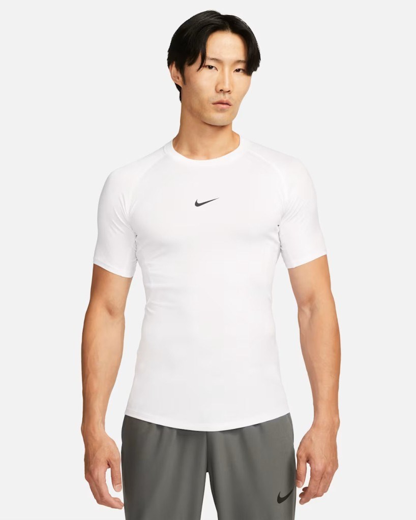 Nike Pro FB7932-100 Erkek Dri-FIT Dar Kesim Kısa Kollu Tişört - Beyaz