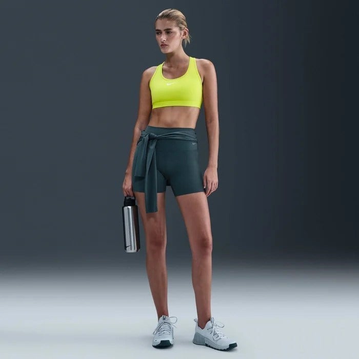Nike Swoosh DX6821-389 Orta Destekli Pedli Kadın Spor Sütyeni - Cyber