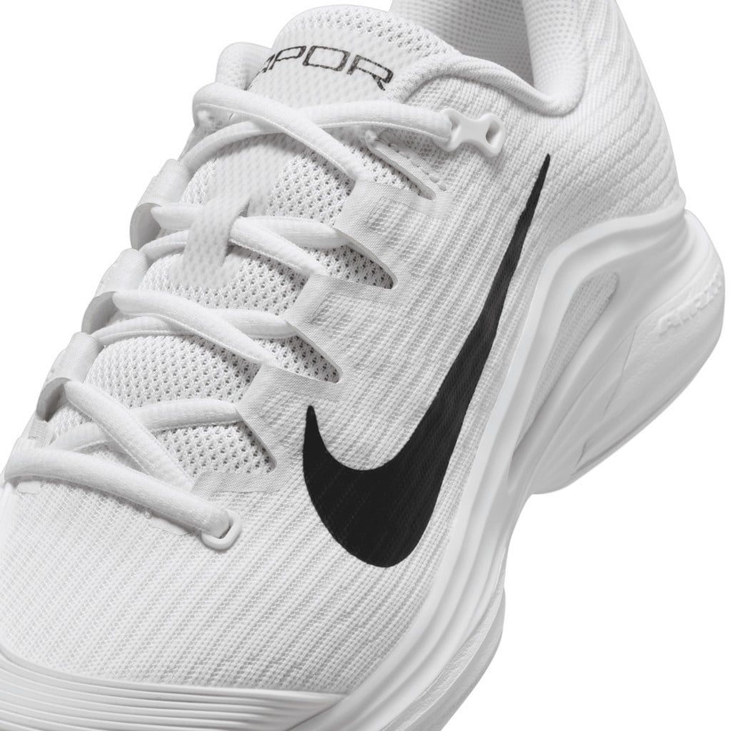 Nike Vapor 12 Sert Kort Kadın Beyaz Tenis Ayakkabısı FV5554-100