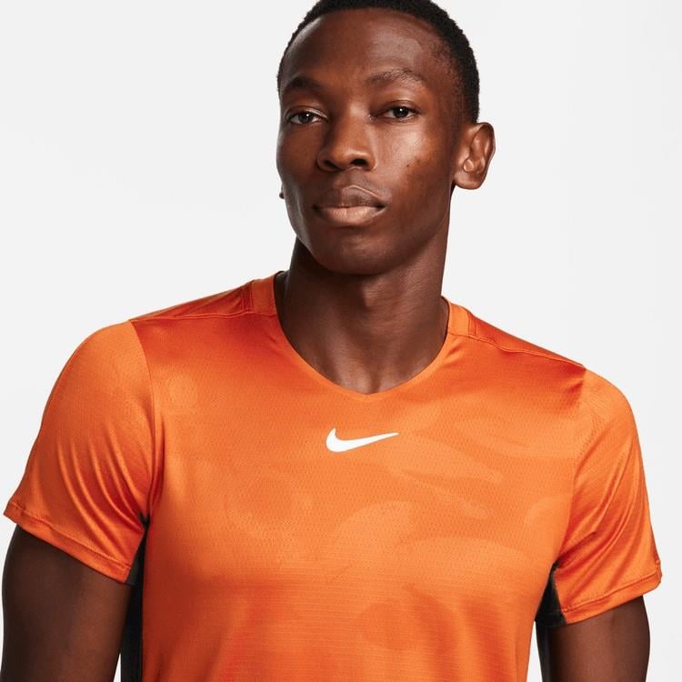 NikeCourt Dri-FIT Advantage Baskılı Erkek Turuncu Tenis Tişört DX5538-893