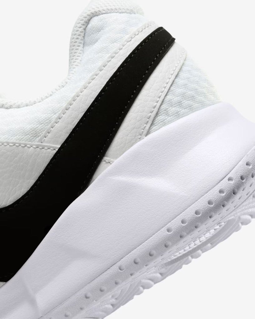 NikeCourt FD6574-100 Lite 4 Erkek Tenis Ayakkabısı - Beyaz