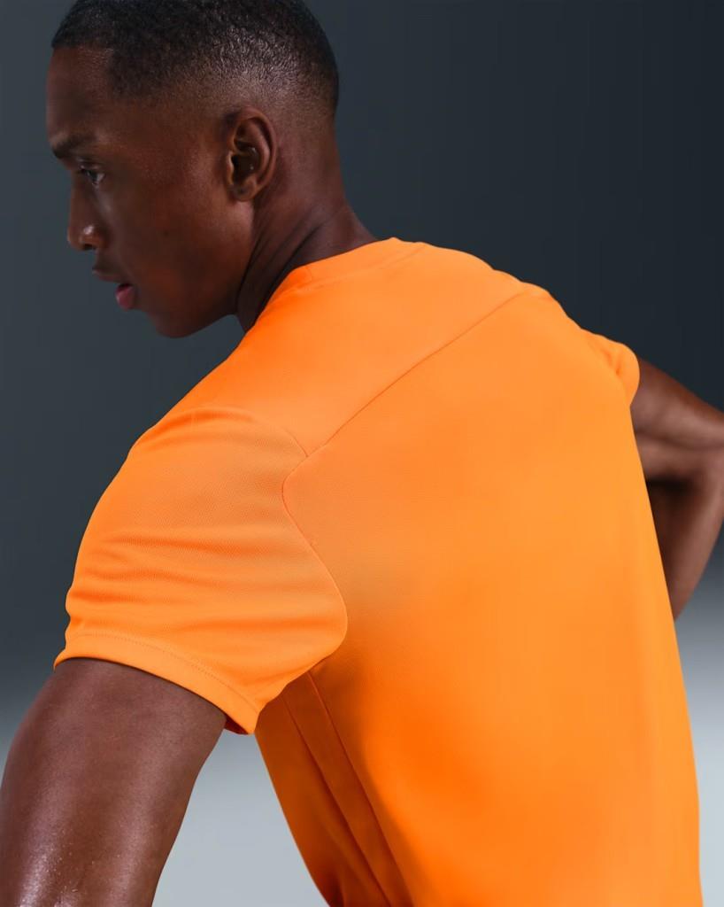 NikeCourt FZ6921-873 Victory Dri-FIT Erkek Tenis Tişört - Turuncu