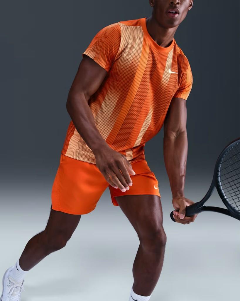 NikeCourt HM6505-893 Victory Dri-FIT Erkek Tenis Üstü - Turuncu