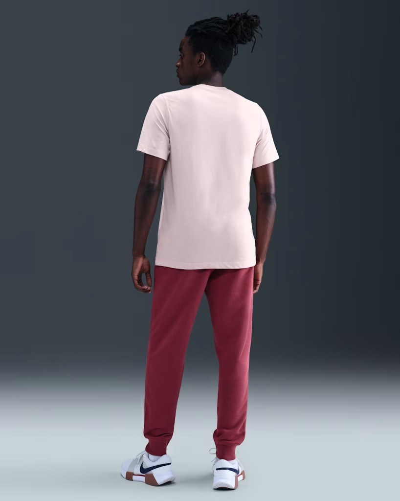 NikeCourt HV1788-667 Dri-FIT Erkek Tişörtü - Silt Red