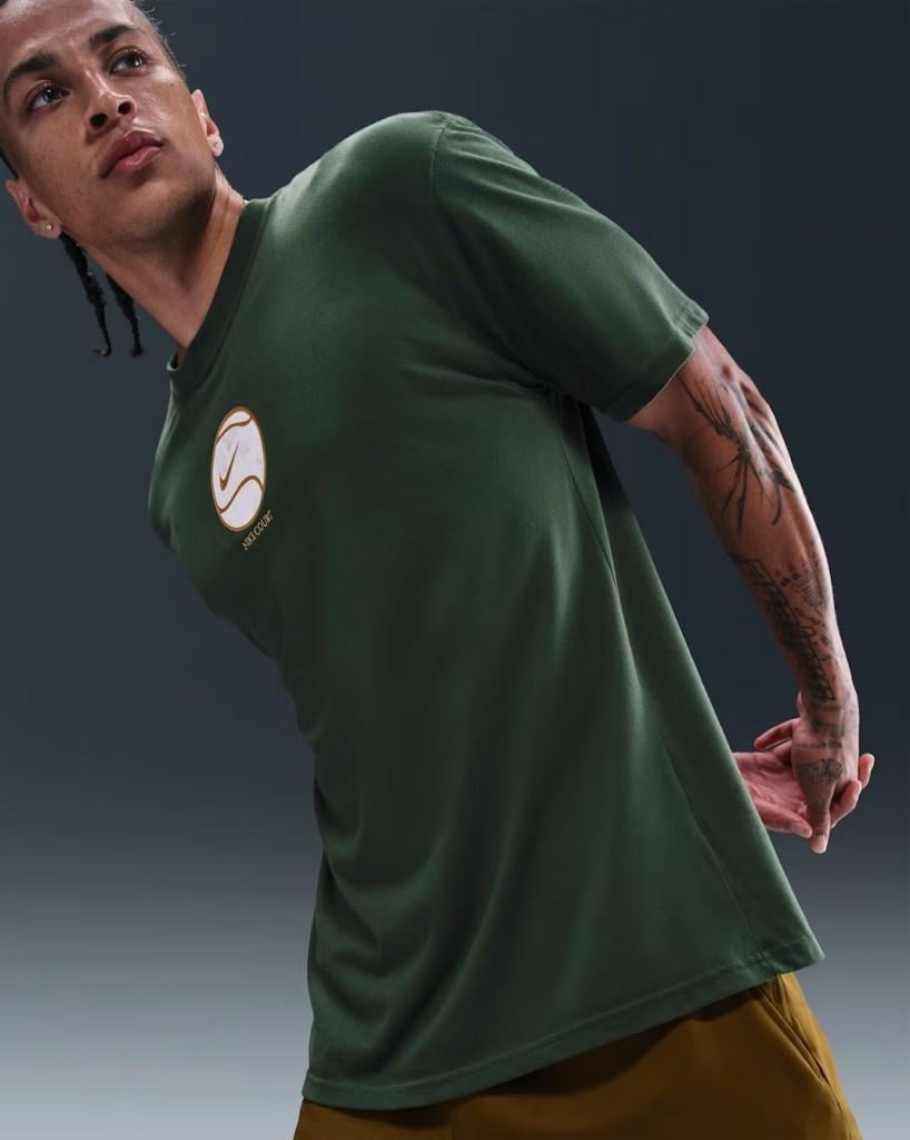 NikeCourt IO6234-323 Dri-FIT Max90 Erkek Tişört - Yeşil