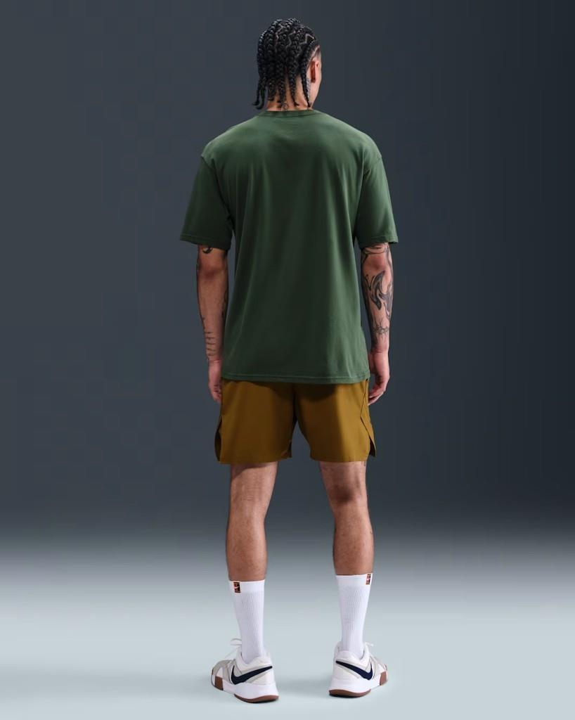 NikeCourt IO6234-323 Dri-FIT Max90 Erkek Tişört - Yeşil