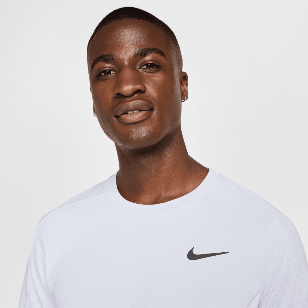 NikeCourt Slam Erkek Dri-FIT Beyaz Tenis Tişört FZ6857-085