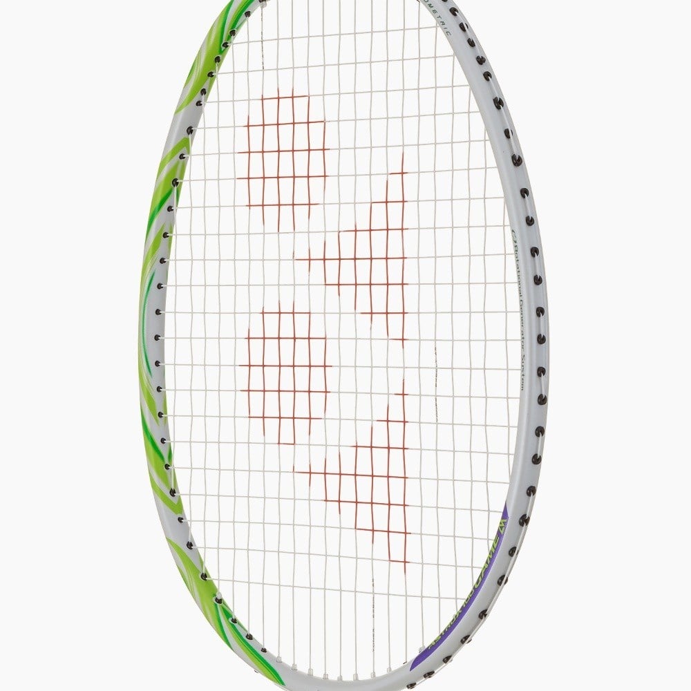 Yonex Astrox 100 Game-VA (Kordajlı) Viktor Axelsen İmza Serisi Badminton Raketi (4U/G5) - Beyaz/Yeşil