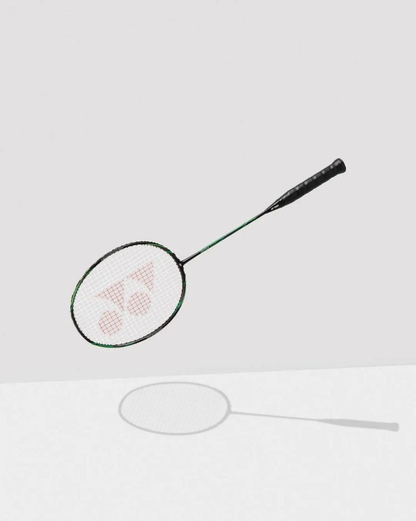 Yonex Astrox Nextage (Kordajlı) 4U (Ort. 83g) G5 Badminton Raketi - Siyah Yeşil