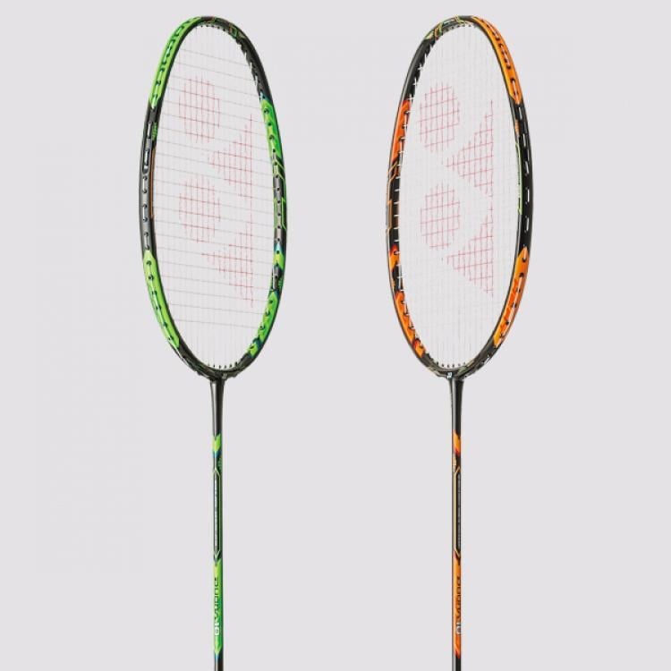 YONEX DUORA 10 BADMİNTON RAKETİ