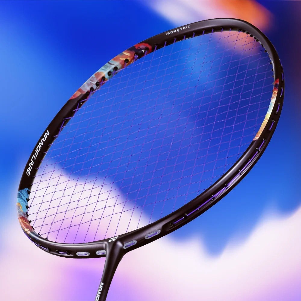 Yonex Nanoflare 700 Pro (Kordajsız) 4U (Ort. 83g) G5 Badminton Raketi - Gece Moru