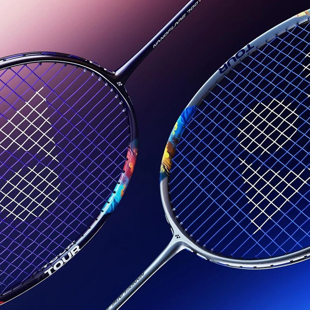 Yonex Nanoflare 700 Tour (Kordajsız) 4U (Ort. 83g) G5 Badminton Raketi