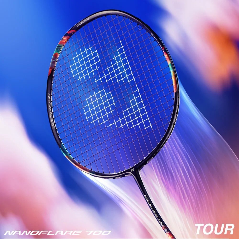 Yonex Nanoflare 700 Tour (Kordajsız) 4U (Ort. 83g) G5 Badminton Raketi