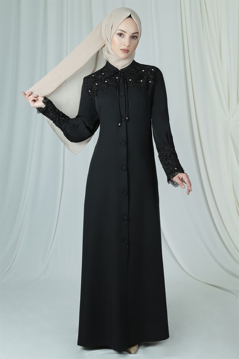 3230 Minel Laced Black Abaya 