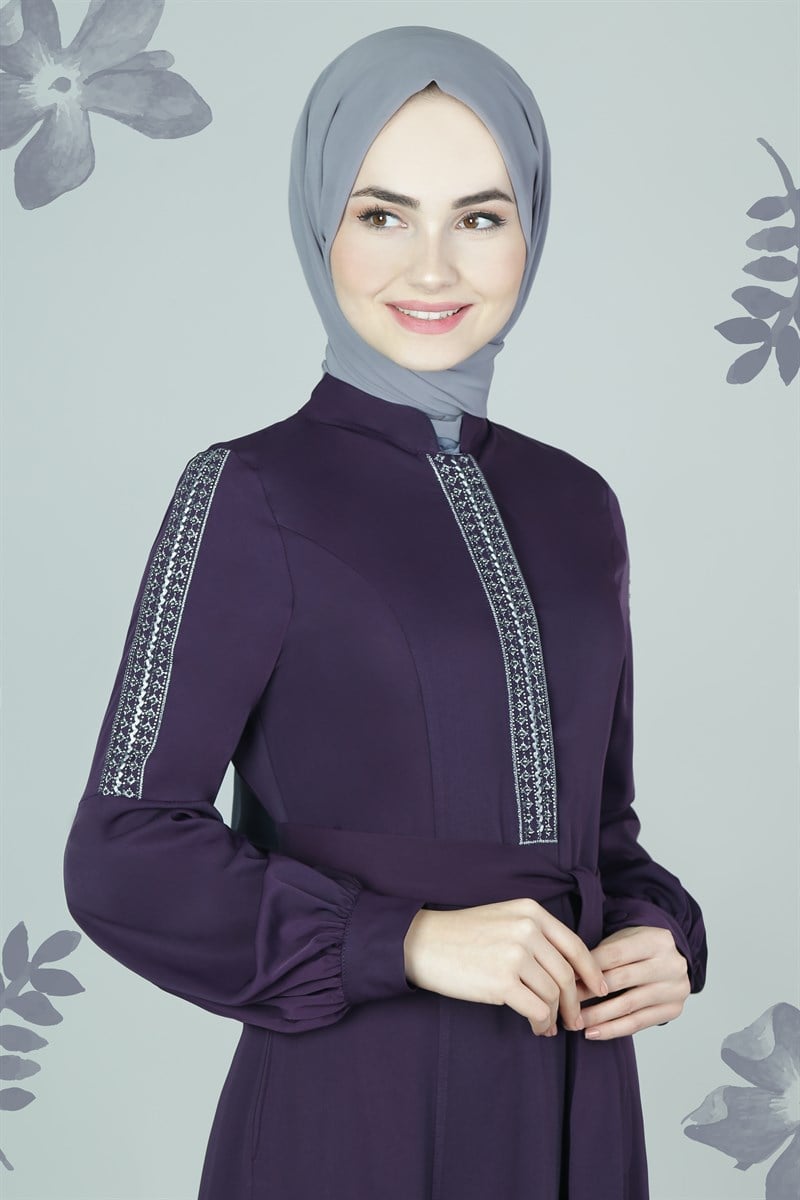 3581 Şerit Nakışlı Mürdüm Ferace