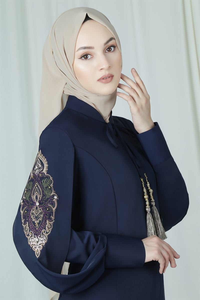 3616 Nakış İşlemeli Lacivert Ferace