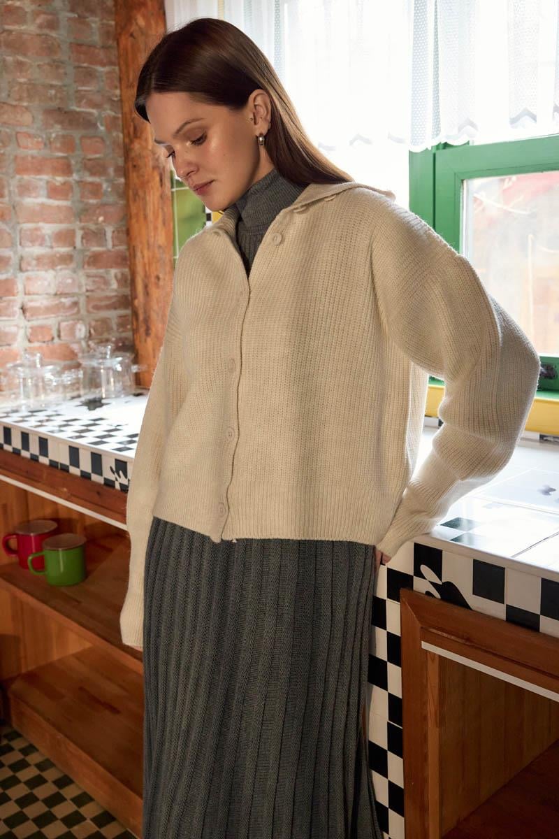 Balıkçı Yaka Hırka Taş