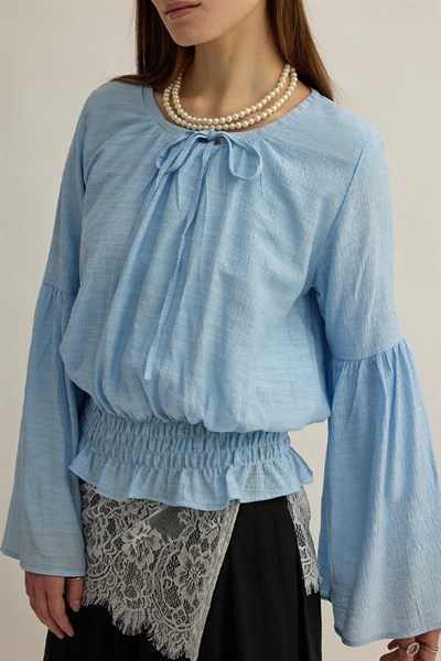 Beli Gipe Detaylı Bluz