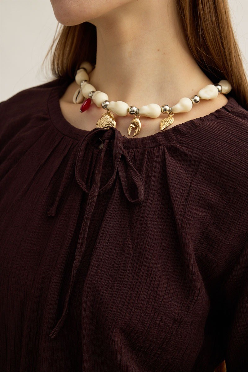 Beli Gipe Detaylı Bluz