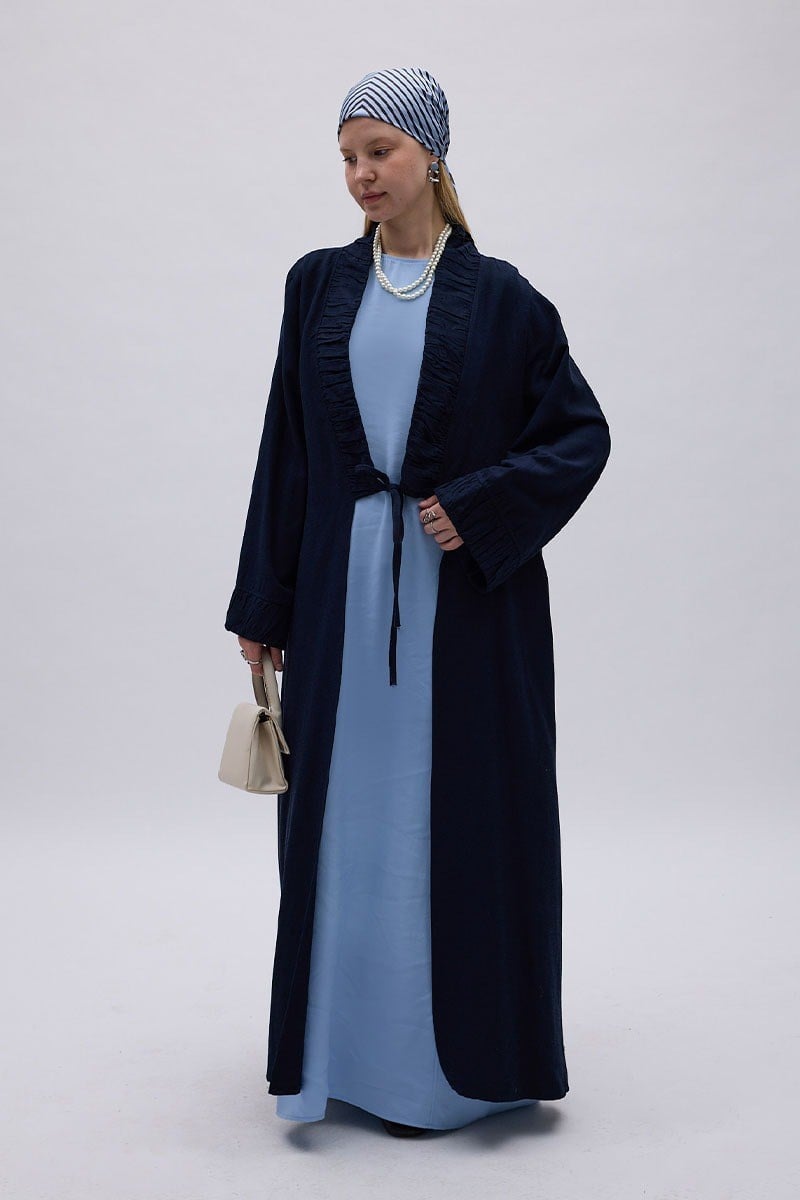 Büzgülü Bant Detaylı Keten Abaya