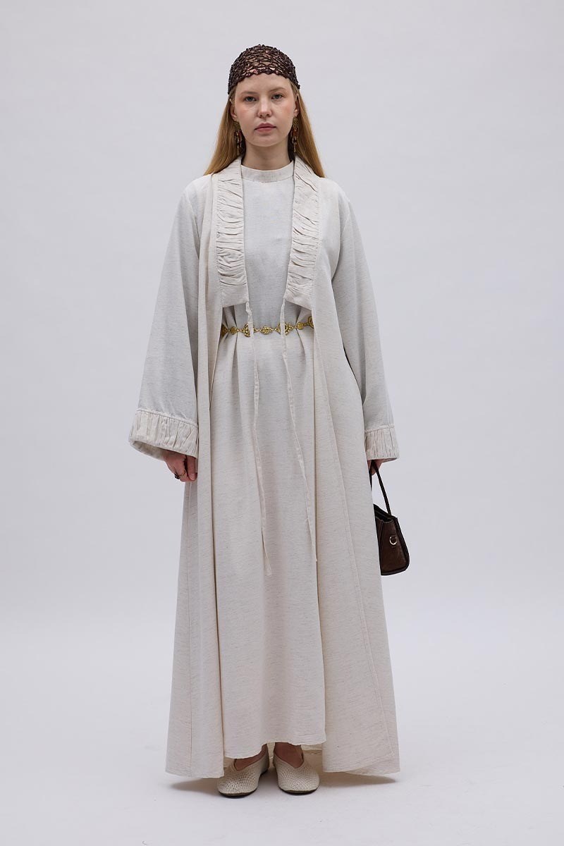 Büzgülü Bant Detaylı Keten Abaya