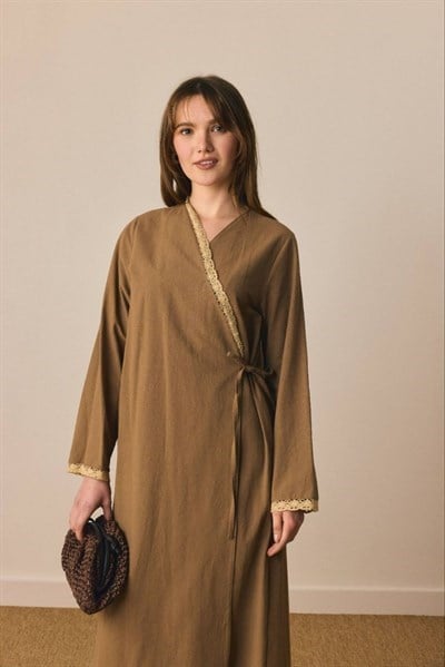 Dantelli Kruvaze Abaya 