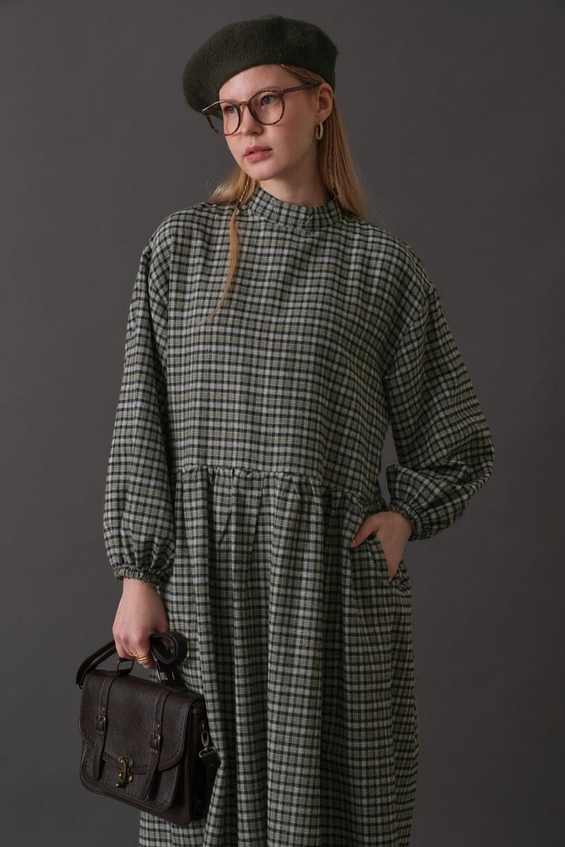 Düşük Kol Ekose Desenli Elbise Haki