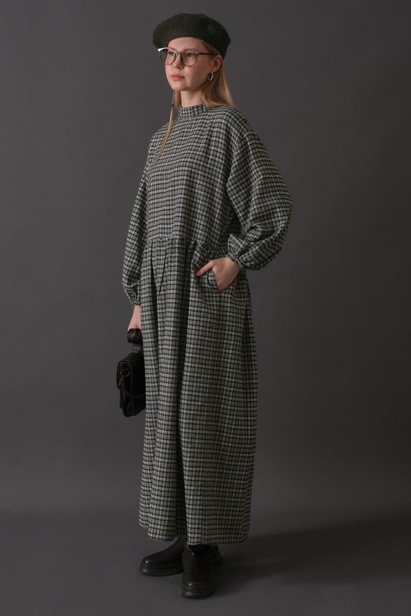 Düşük Kol Ekose Desenli Elbise Haki