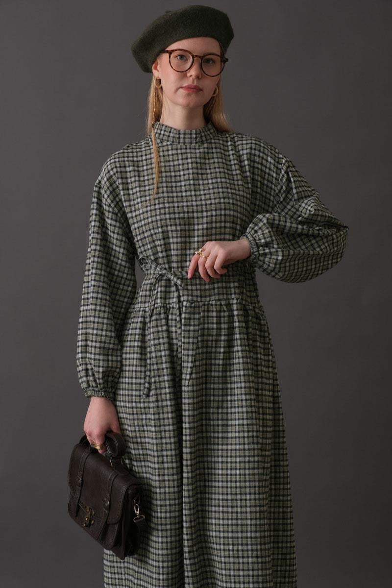 Düşük Kol Ekose Desenli Elbise Haki