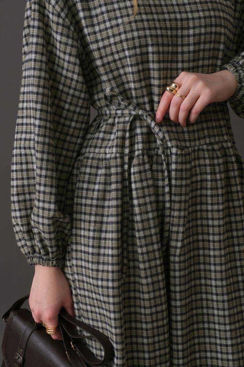 Düşük Kol Ekose Desenli Elbise Haki