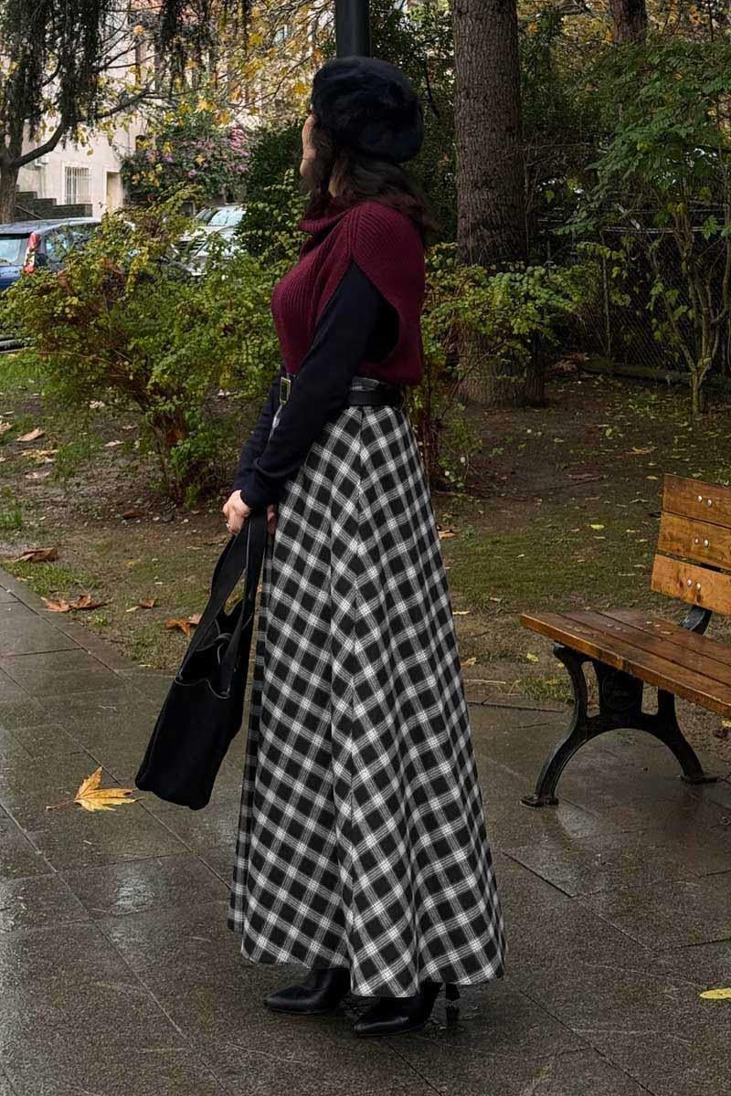 Ekose Desenli A Kesim Etek Siyah