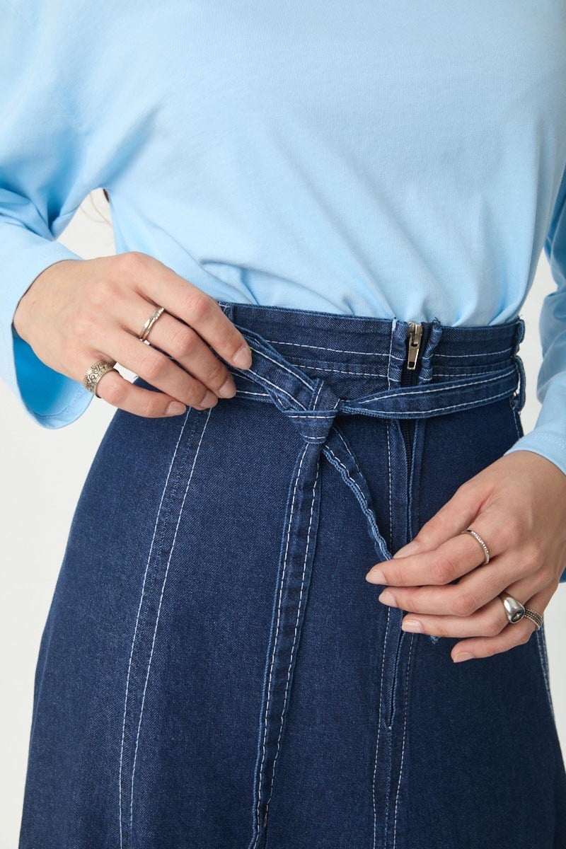 Etek Ucu Süs Dikişli Parçalı Denim Etek Koyu Mavi