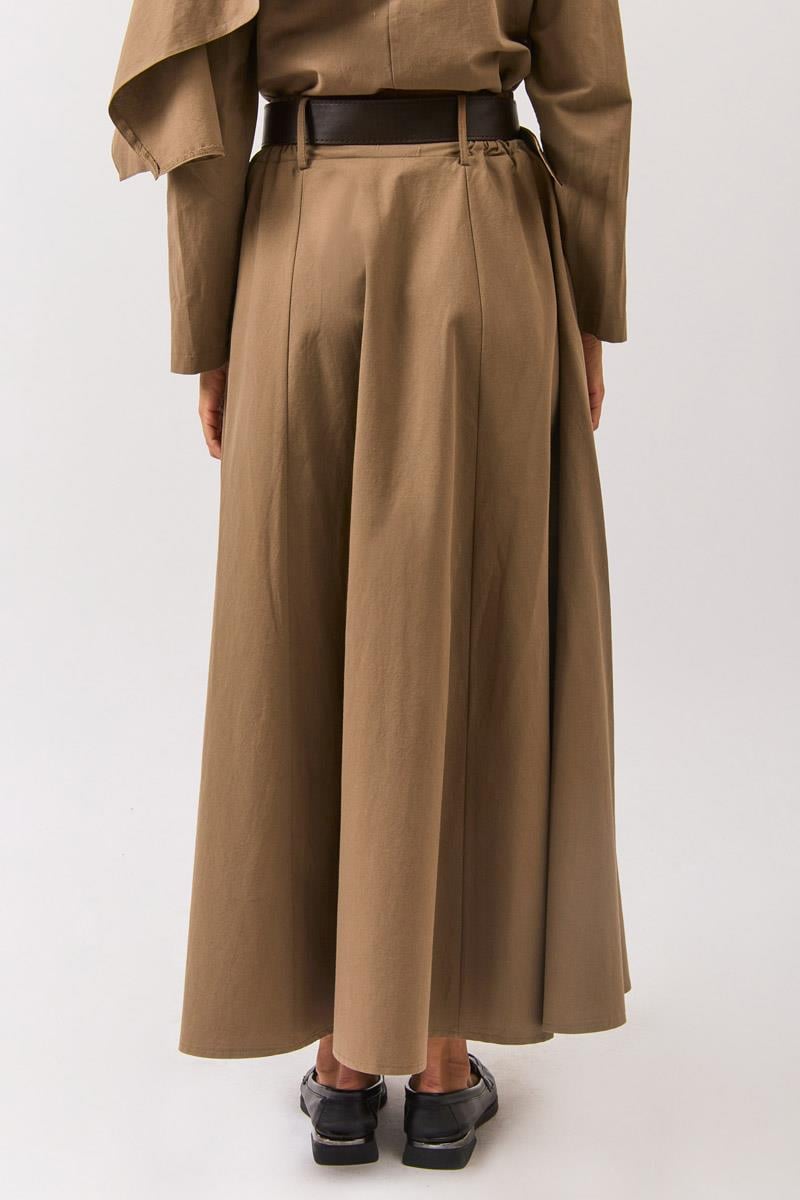 Geniş Kemerli Etek Toprak