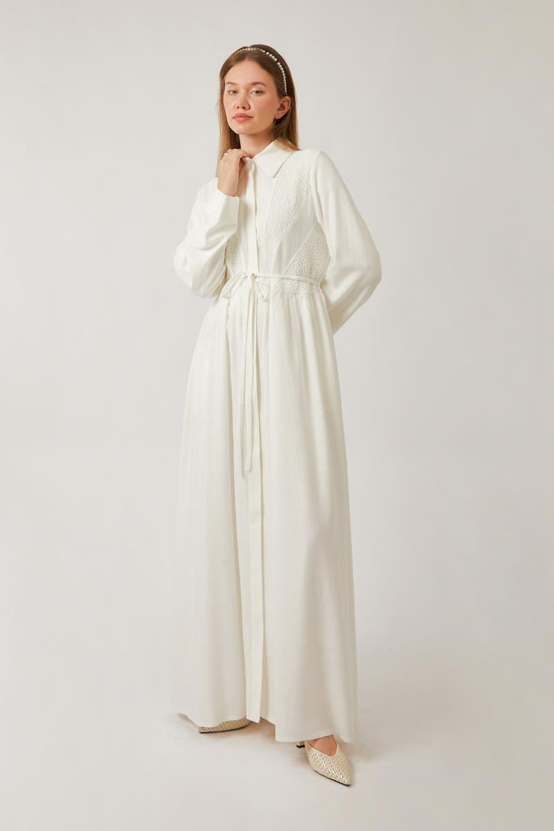 Gizli Düğmeli Dantelli Elbise Beyaz