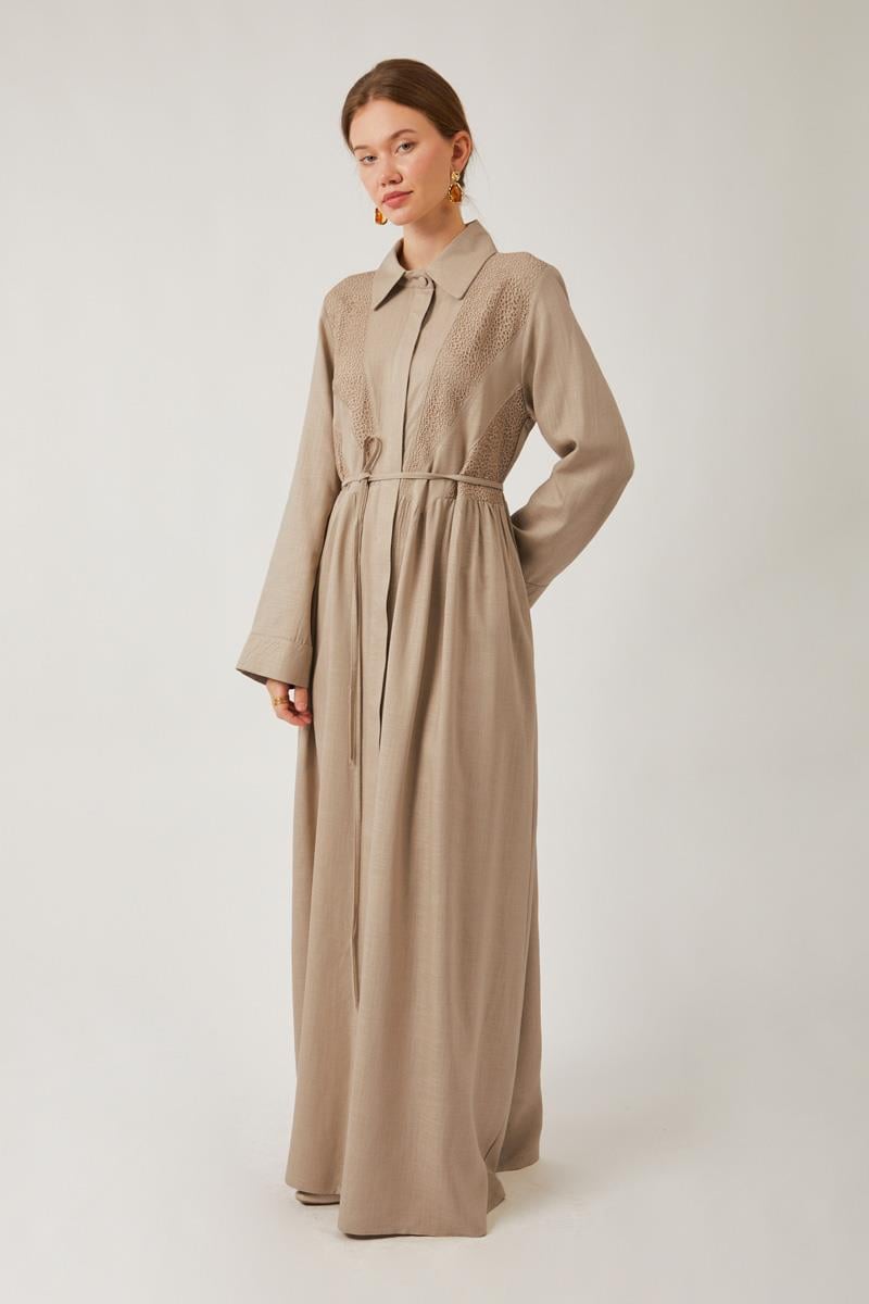 Gizli Düğmeli Dantelli Elbise Taş