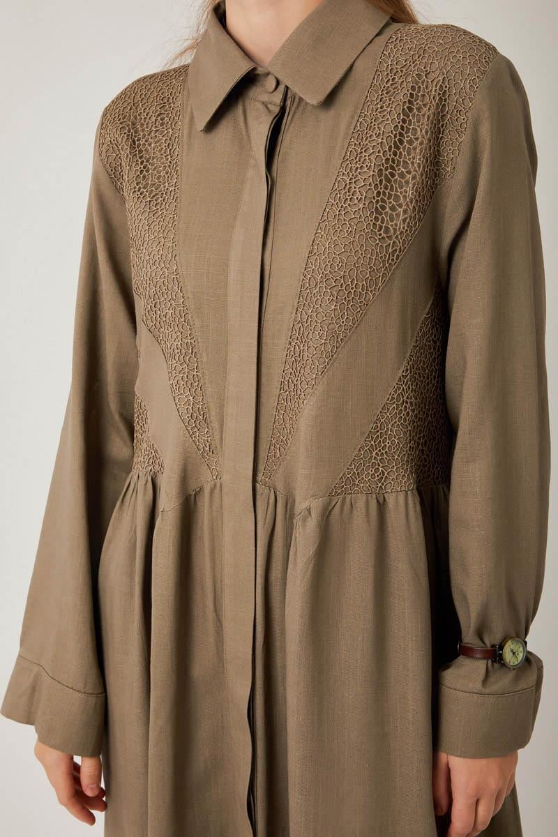 Gizli Düğmeli Dantelli Elbise Vizon