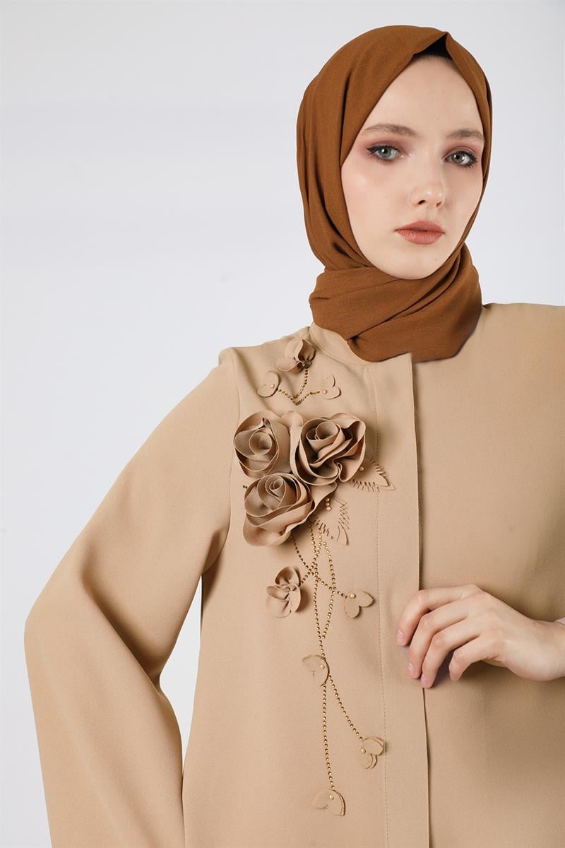 Gül Detaylı Taşlı Ferace Camel