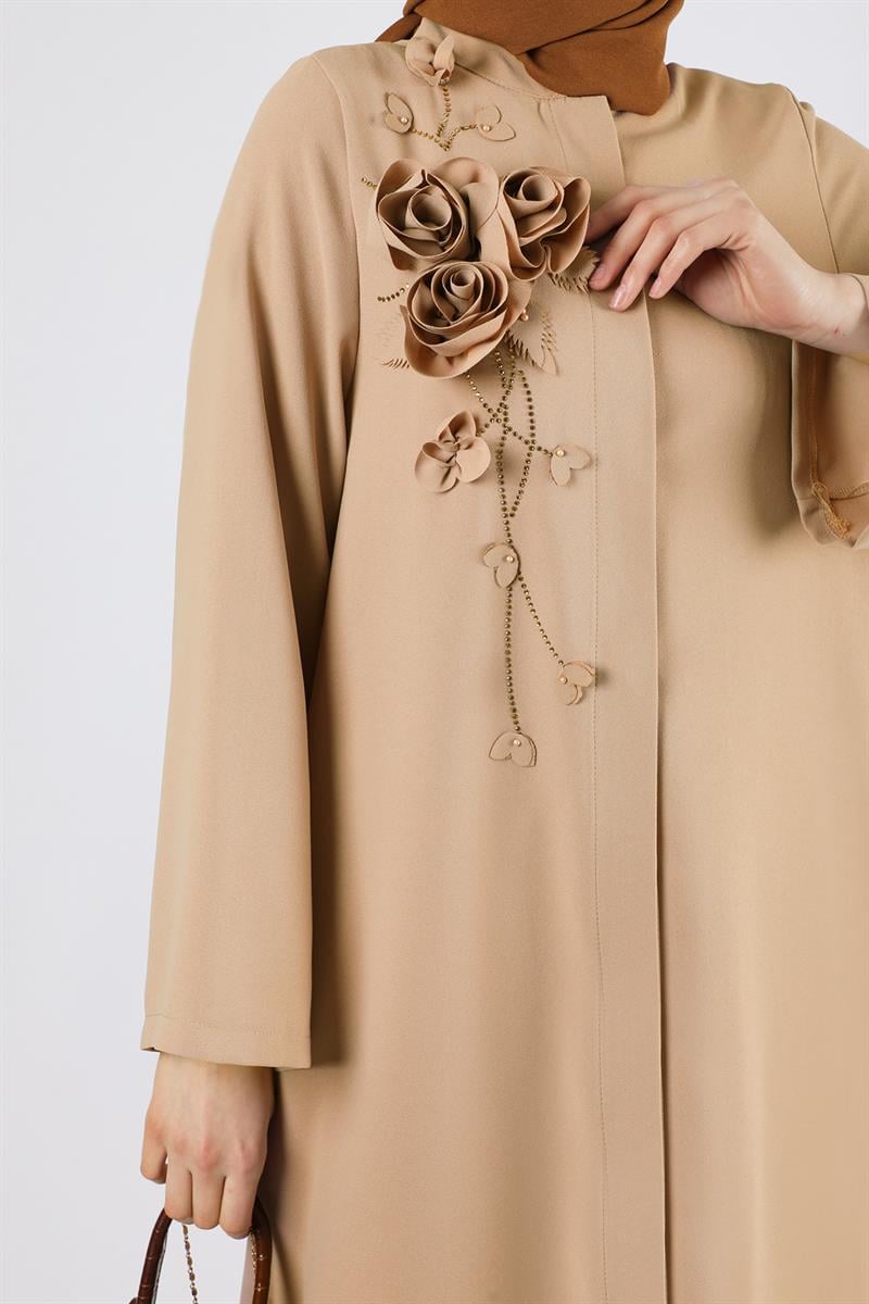 Gül Detaylı Taşlı Ferace Camel