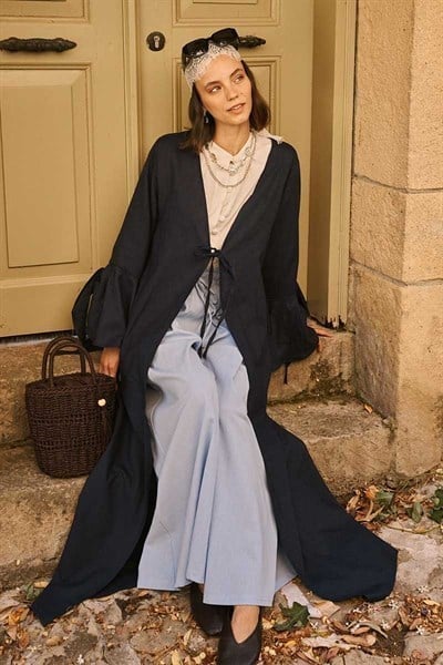 Kolları Volanlı Keten Abaya 