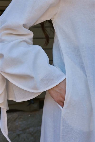 Kolları Volanlı Keten Abaya 