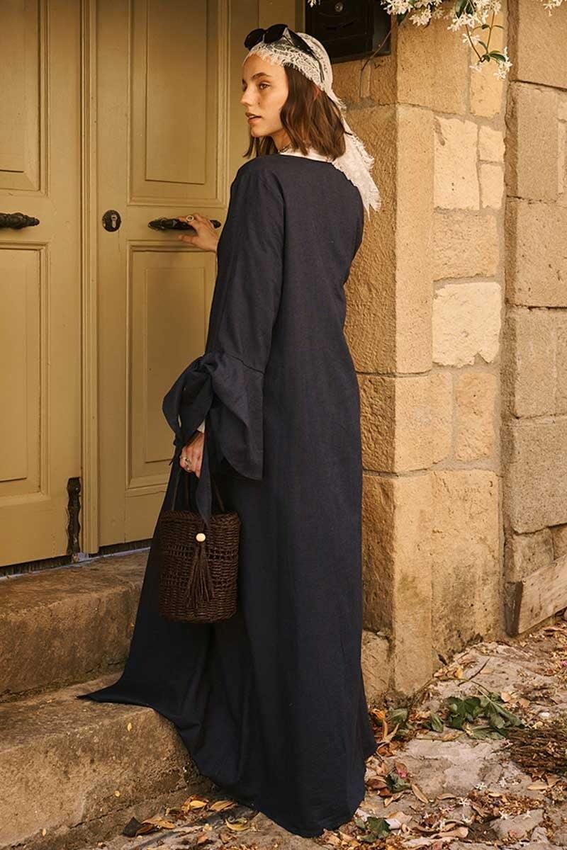 Kolları Volanlı Keten Abaya 