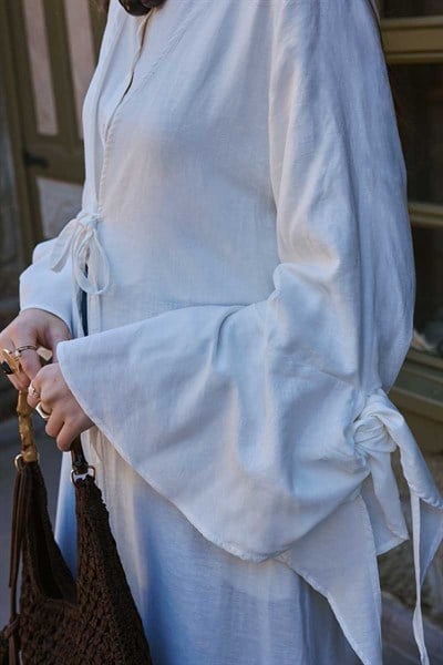 Kolları Volanlı Keten Abaya 