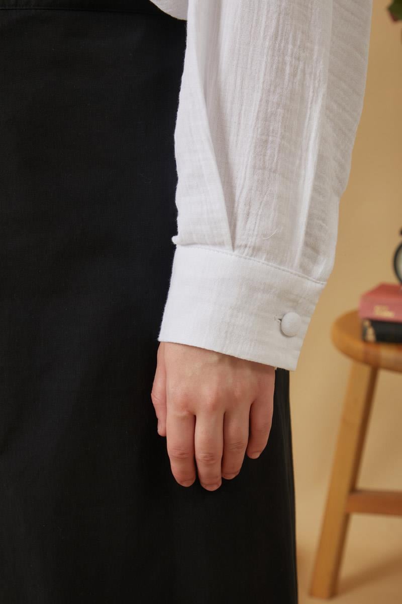 Kontrast Dikişli Müslin Bluz Beyaz