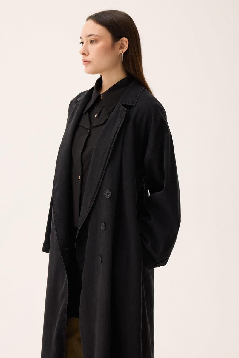 Kruvaze Düğmeli Denim Kap Siyah